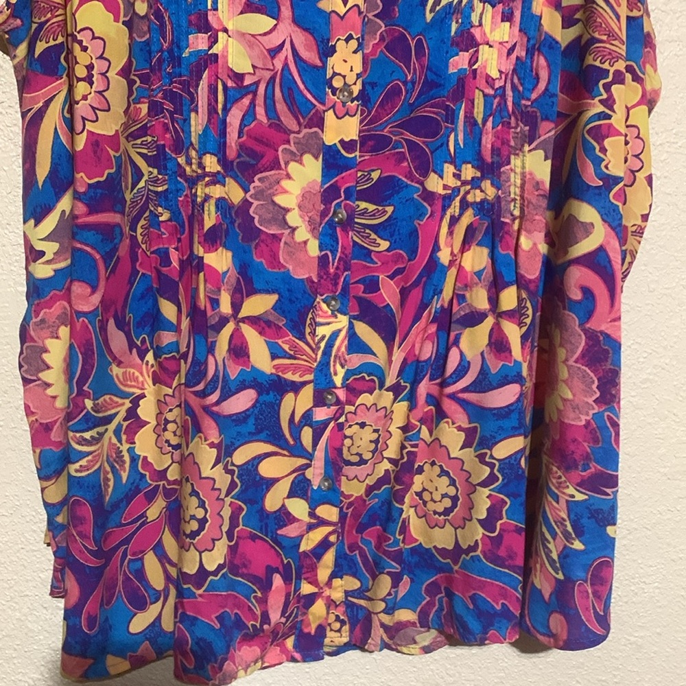 Terra & Sky Top 2X Blue Pink Yellow Floral Sleeveless Front Buttons Viscose - Picture 2 of 16